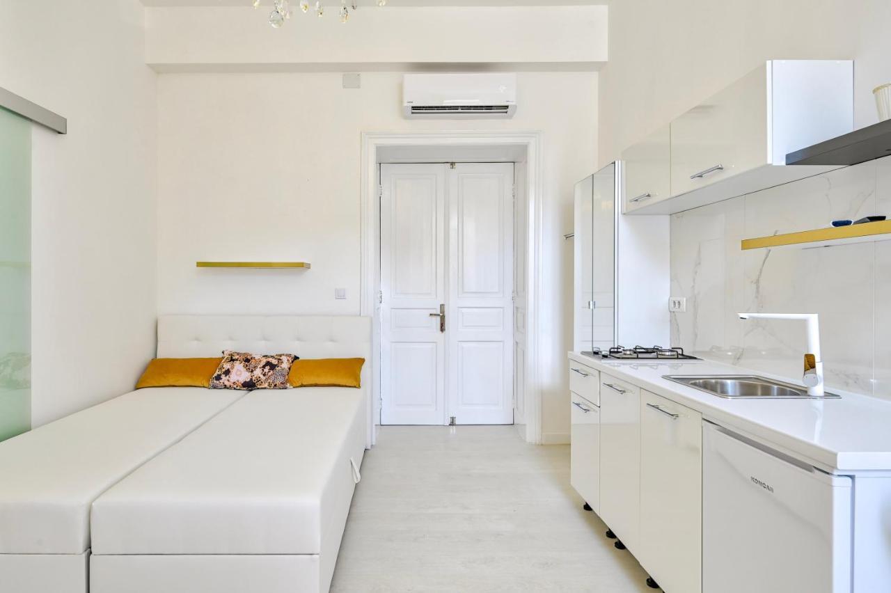 Apartament Collins Amethyst Center Pula Zewnętrze zdjęcie