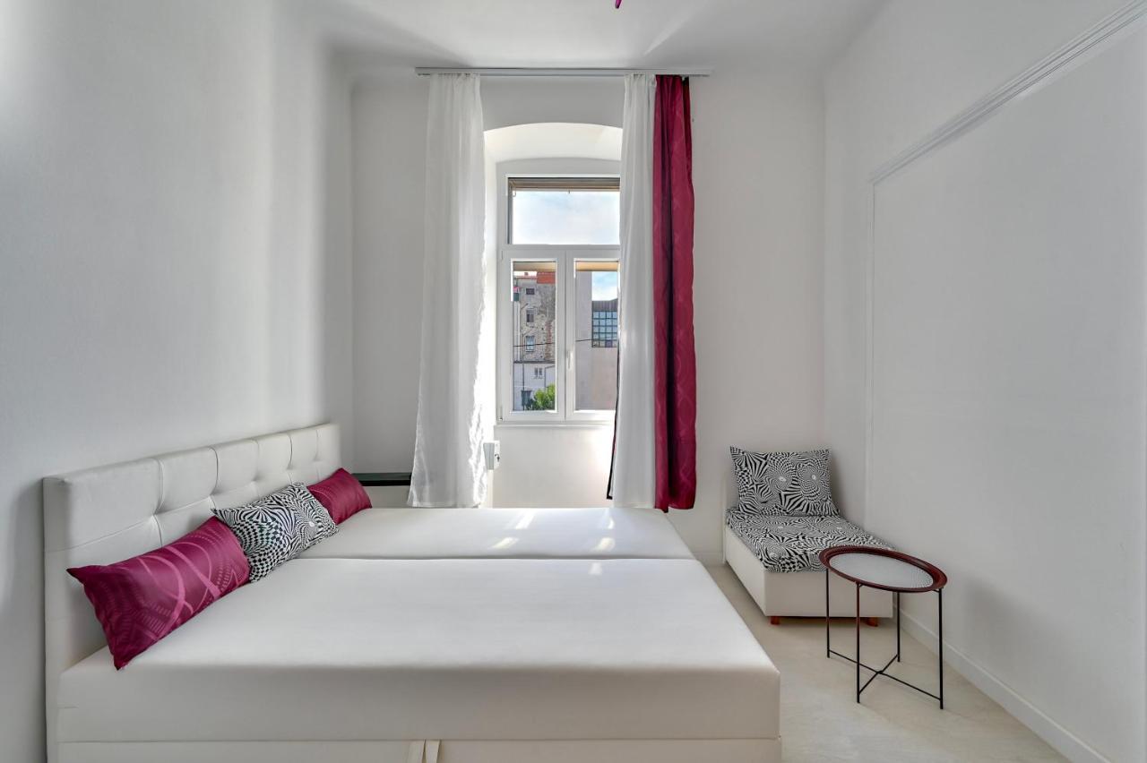 Apartament Collins Amethyst Center Pula Zewnętrze zdjęcie